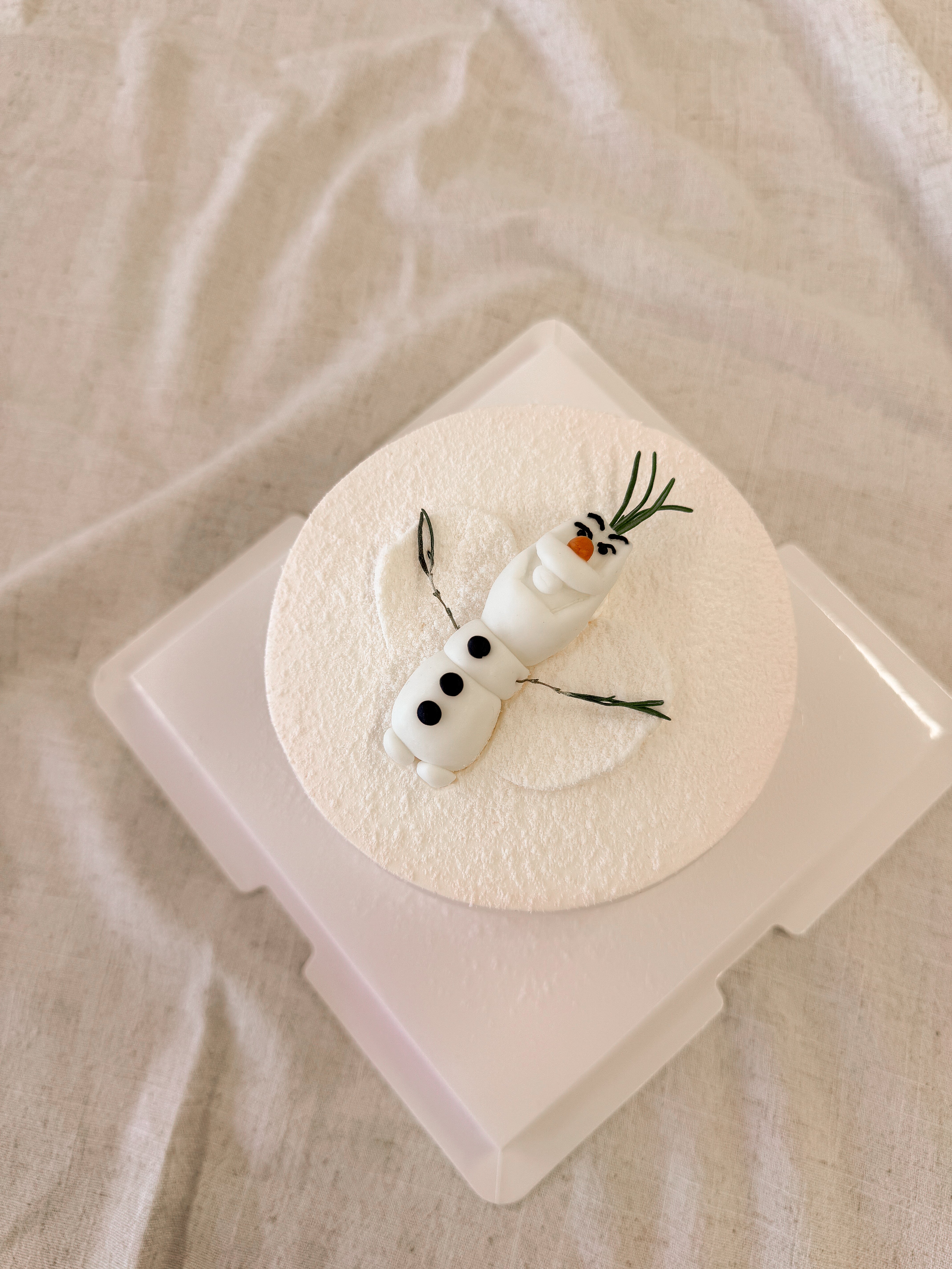 The Olaf's Dream Petite Cake